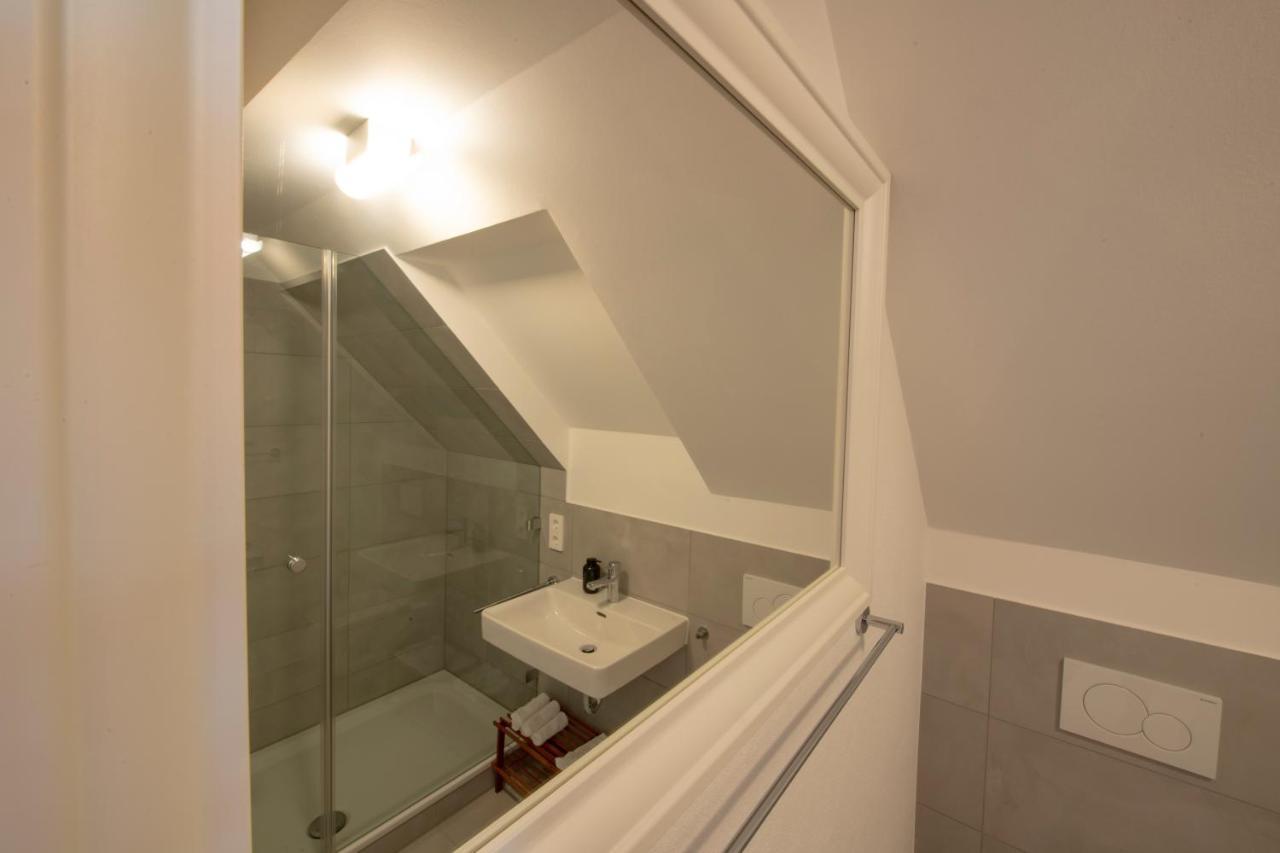 Gaestehaus Am Schlossplatz, Z. 5 Meersburg Extérieur photo